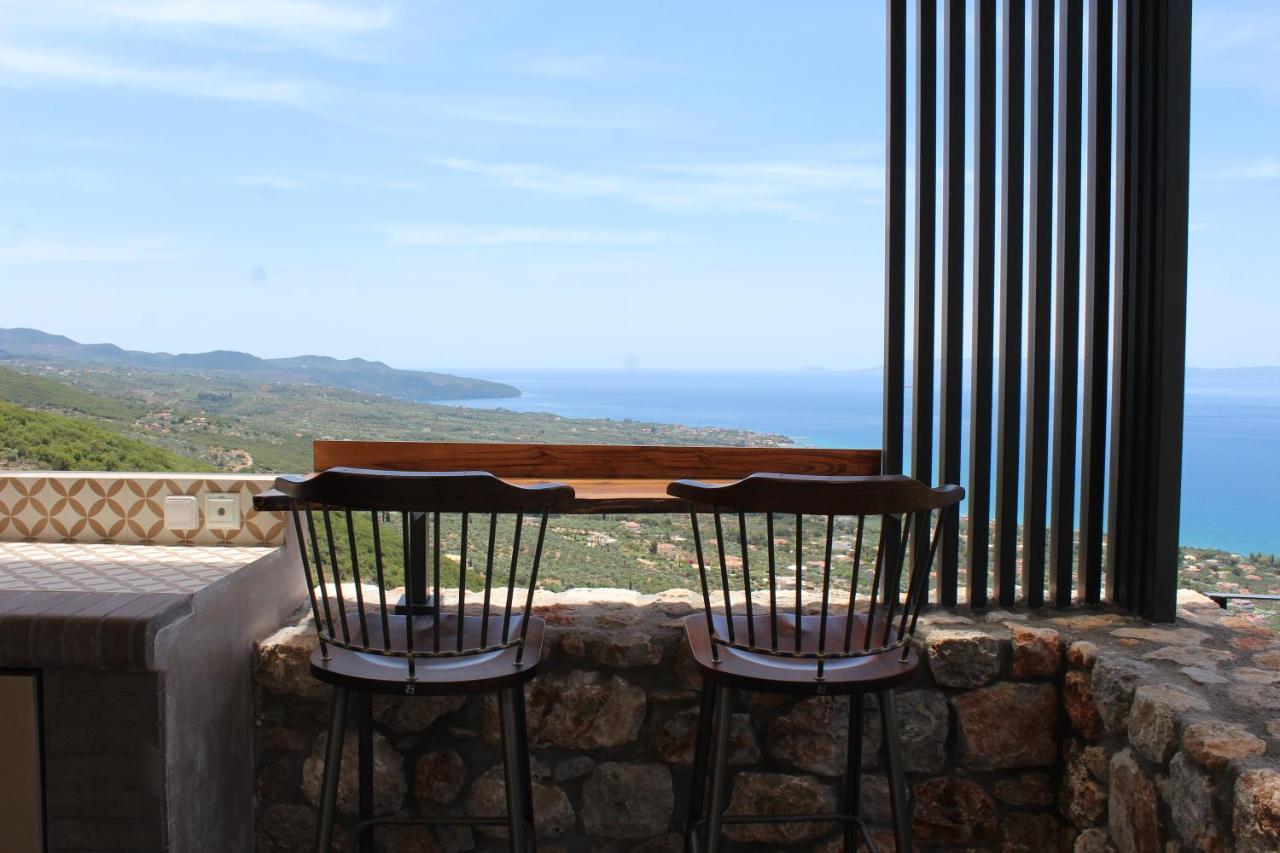 Landmark - Ορόσημο Verga Kalamata Bagian luar foto