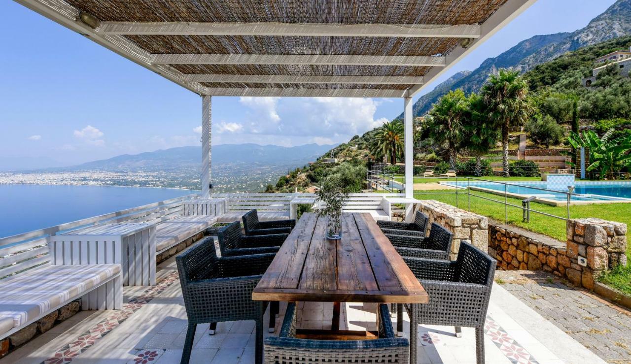 Landmark - Ορόσημο Verga Kalamata Bagian luar foto